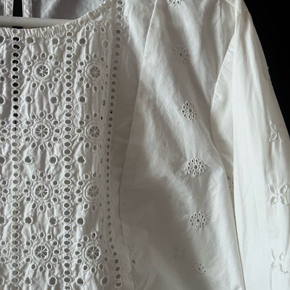 Gap Ladies top - Picture 2 of 7